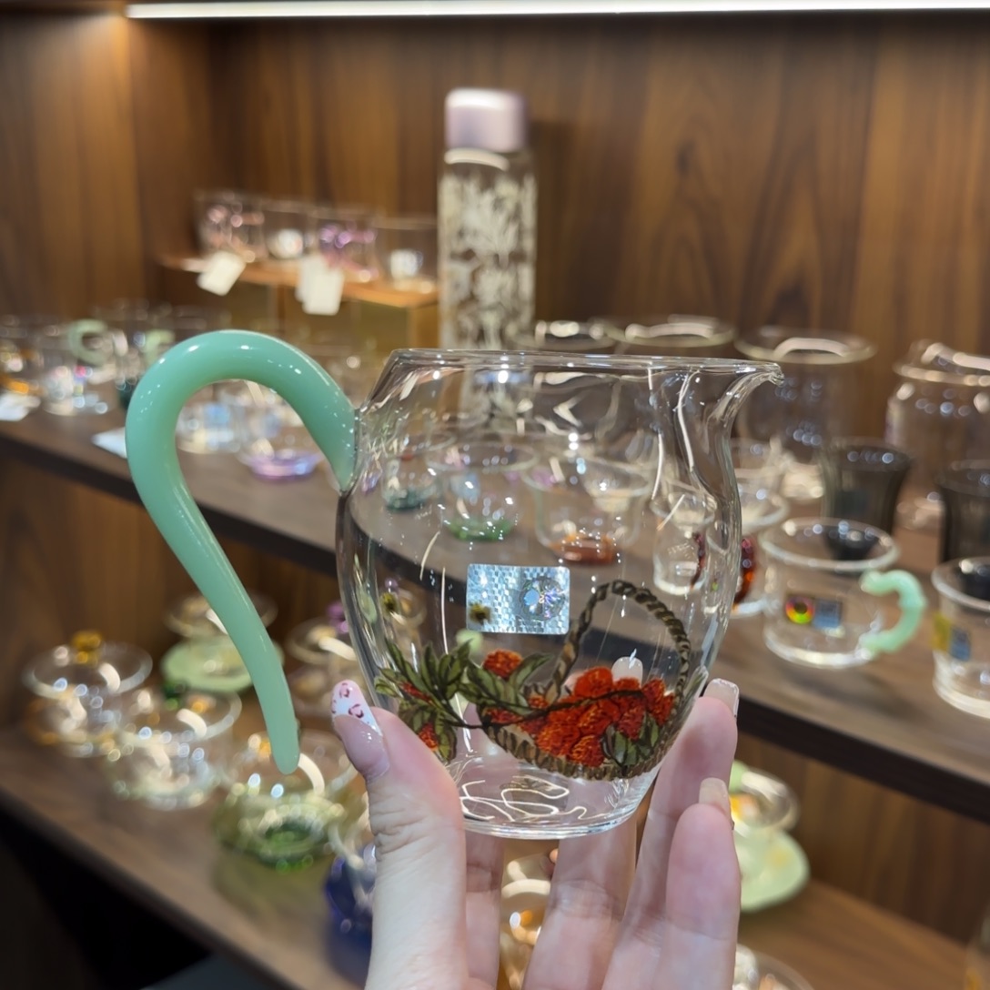 禾器怡然顺顺利利浅玉色。