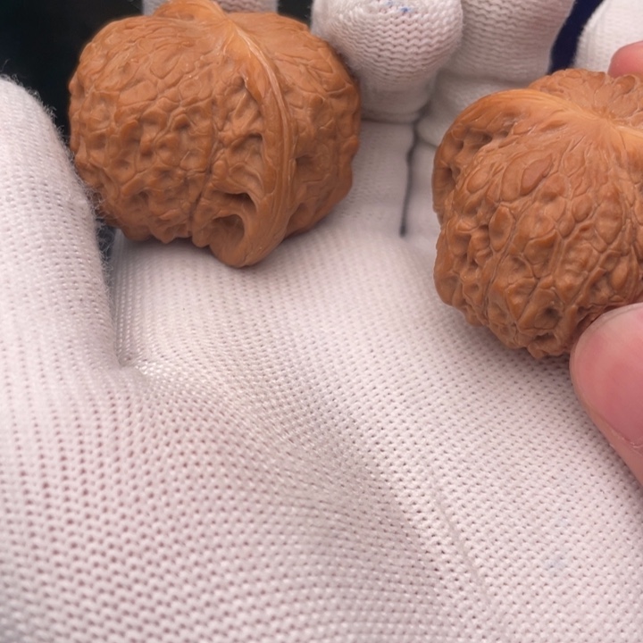 吊坠文玩核桃血麒麟