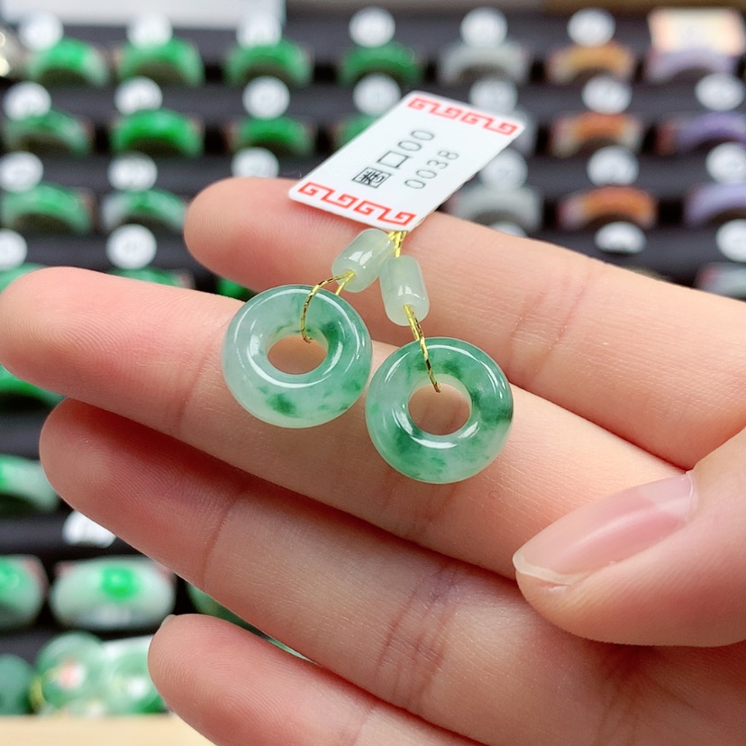 【闪购商品】翡翠戒指未镶嵌甜甜圈一对