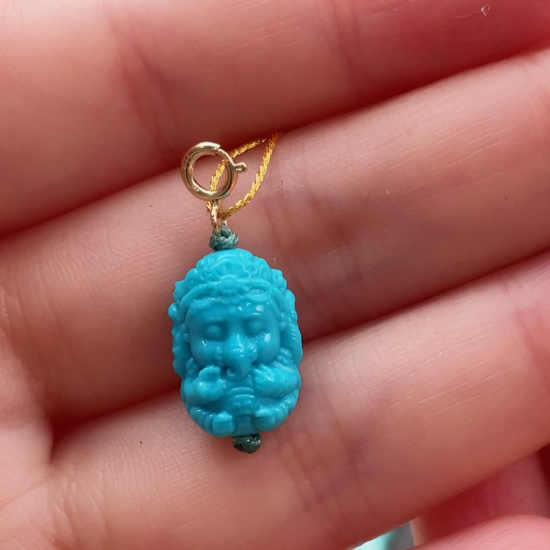 绿松石颈饰未镶嵌