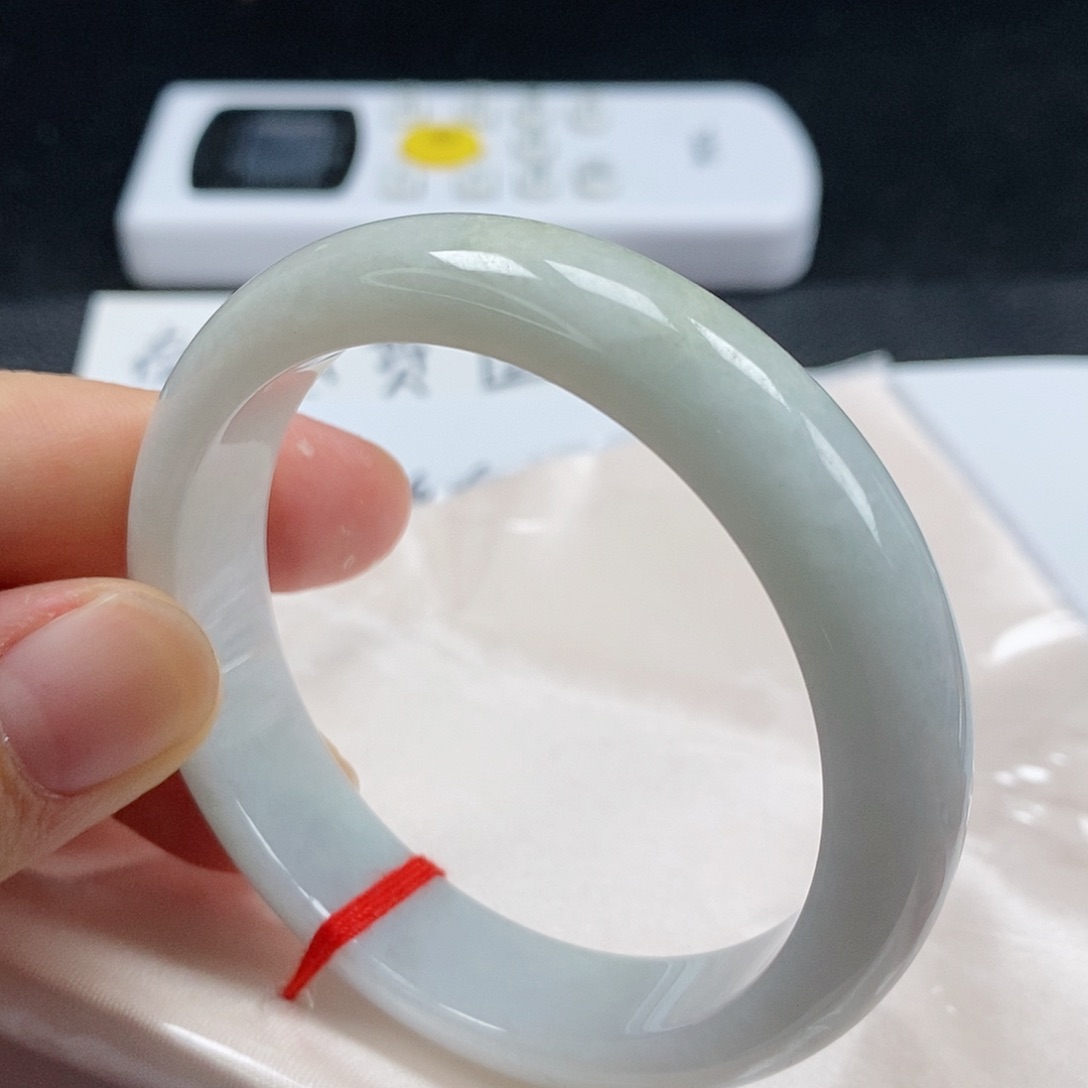 【闪购商品】翡翠手镯未镶嵌214号