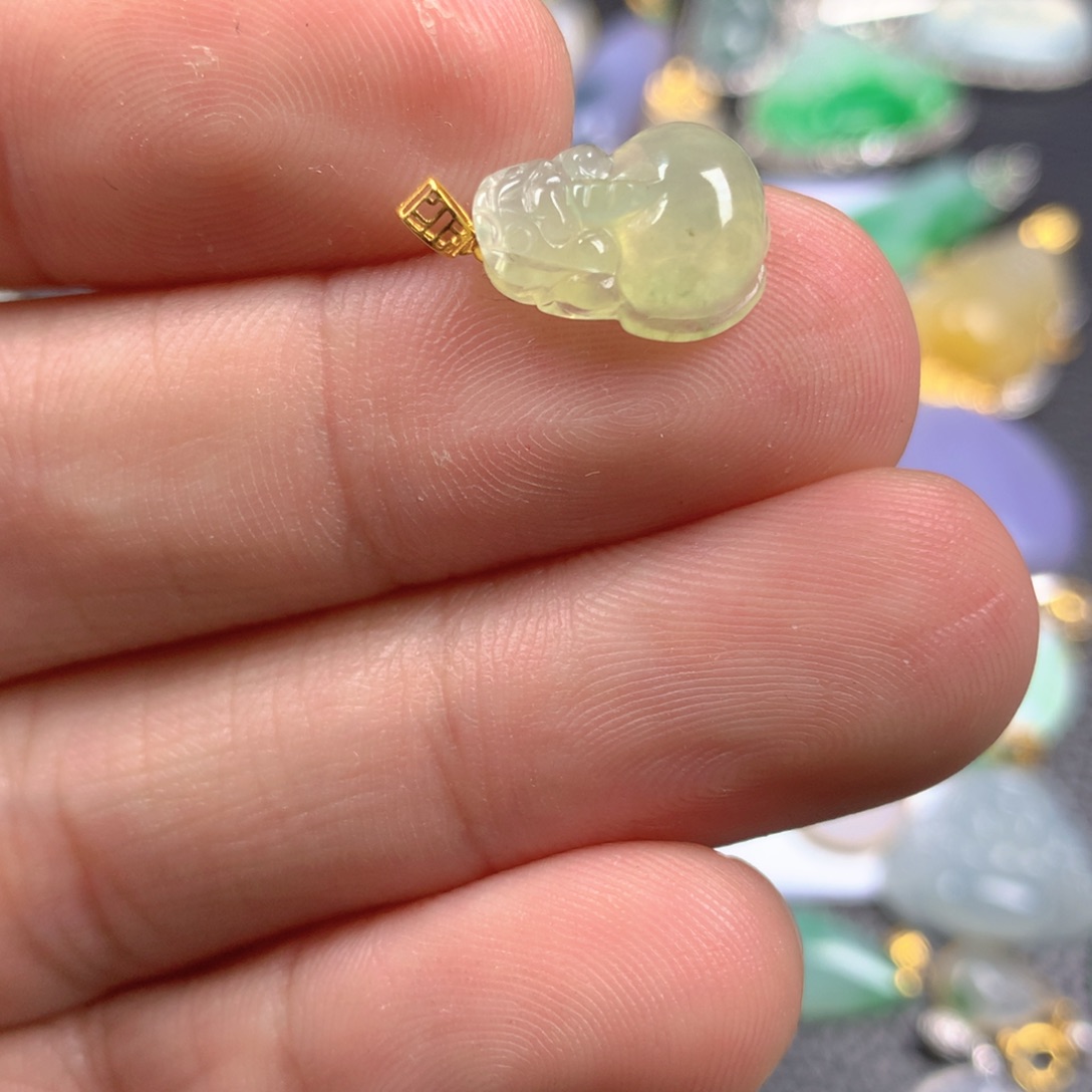 【闪购商品】翡翠颈饰18K金镶嵌翡翠