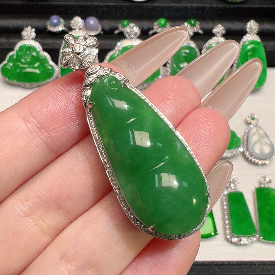 翡翠18K金镶嵌吊坠(不含链)大*子