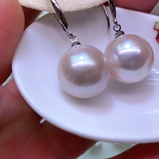 银S925镶嵌淡水珍珠耳饰