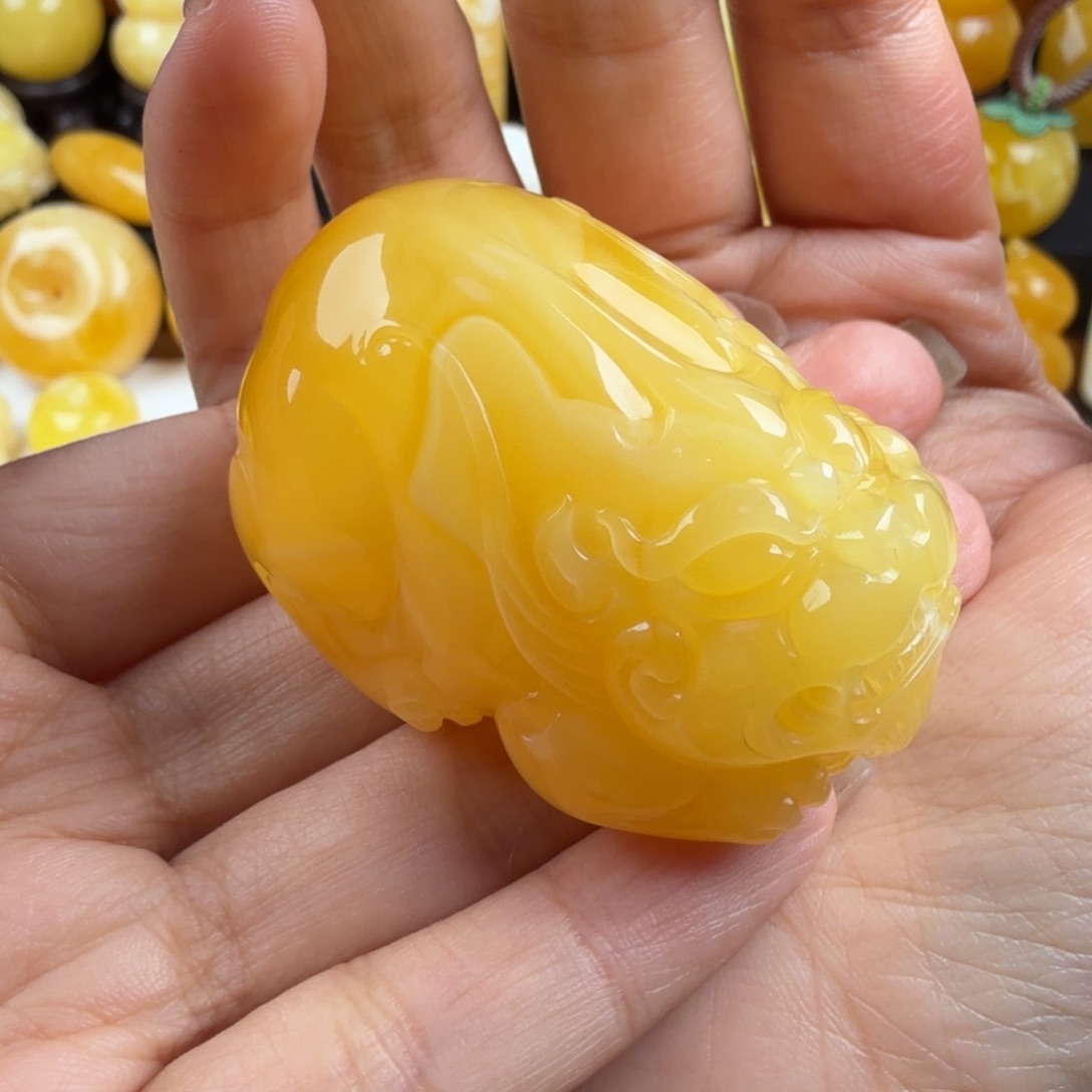 琥珀未镶嵌颈饰纯天然琥珀蜜蜡无优化