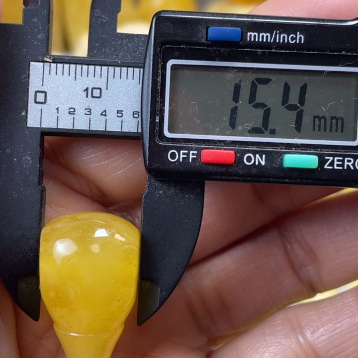 蜜蜡未镶嵌裸石3杂