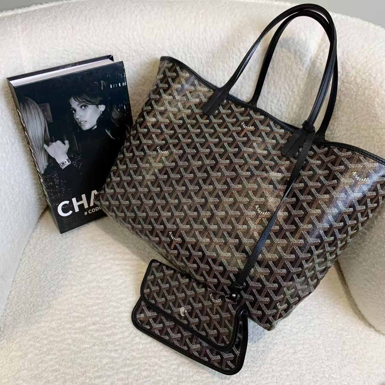 99新 Gaoy/戈雅 壹臻/黑老花tote包 中号20年/30448361