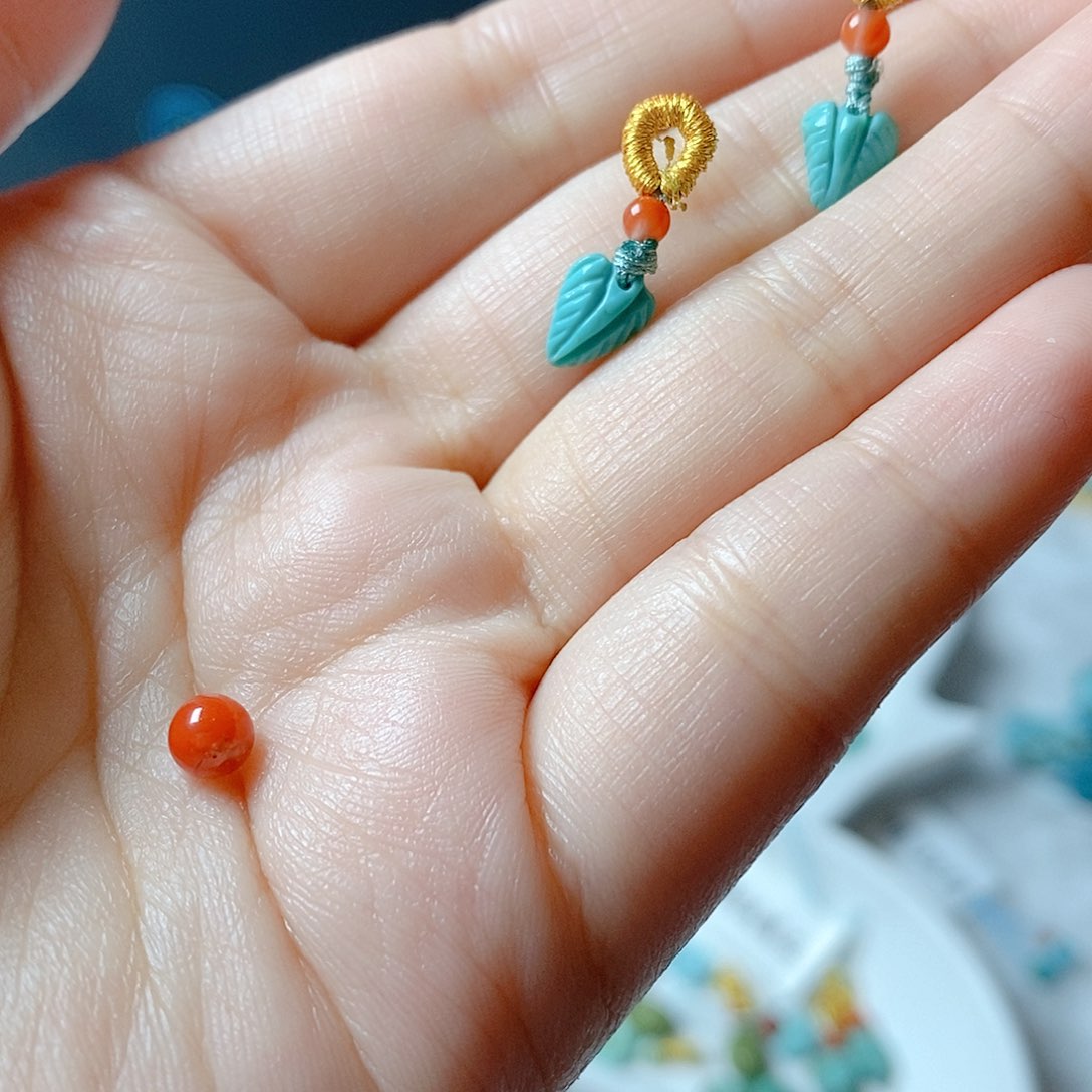 南红玛瑙颈饰未镶嵌