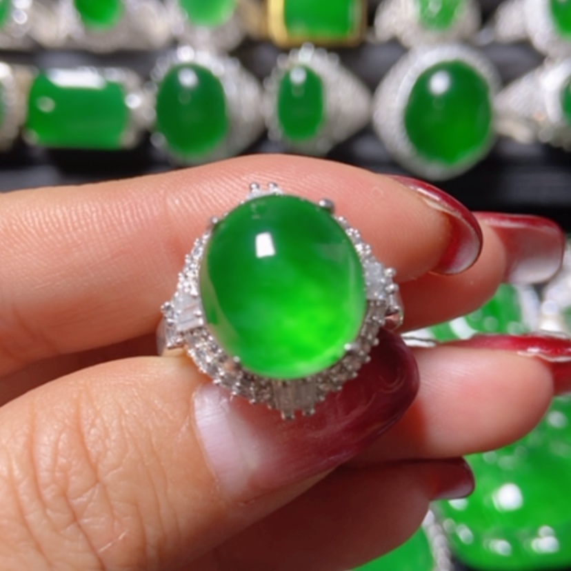 【闪购商品】翡翠颈饰未镶嵌翡翠