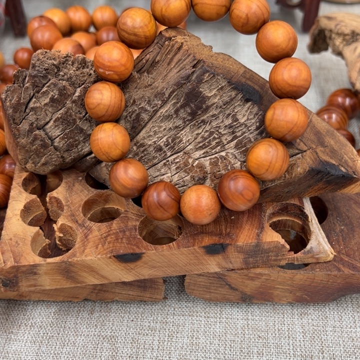 线香太行崖柏1.5变异