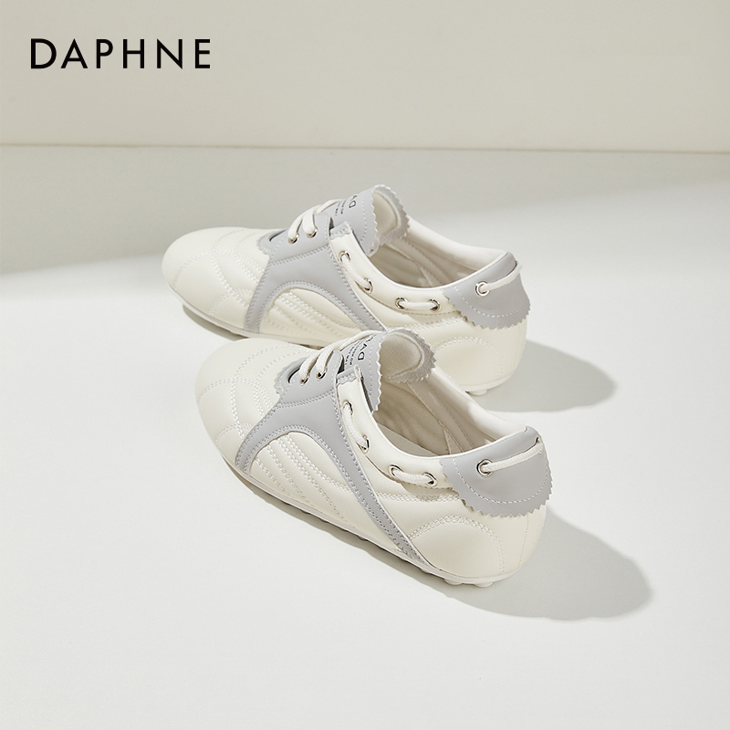 达芙妮复古显脚小德训鞋女2025春季新款平底百搭阿甘鞋舒适休闲鞋