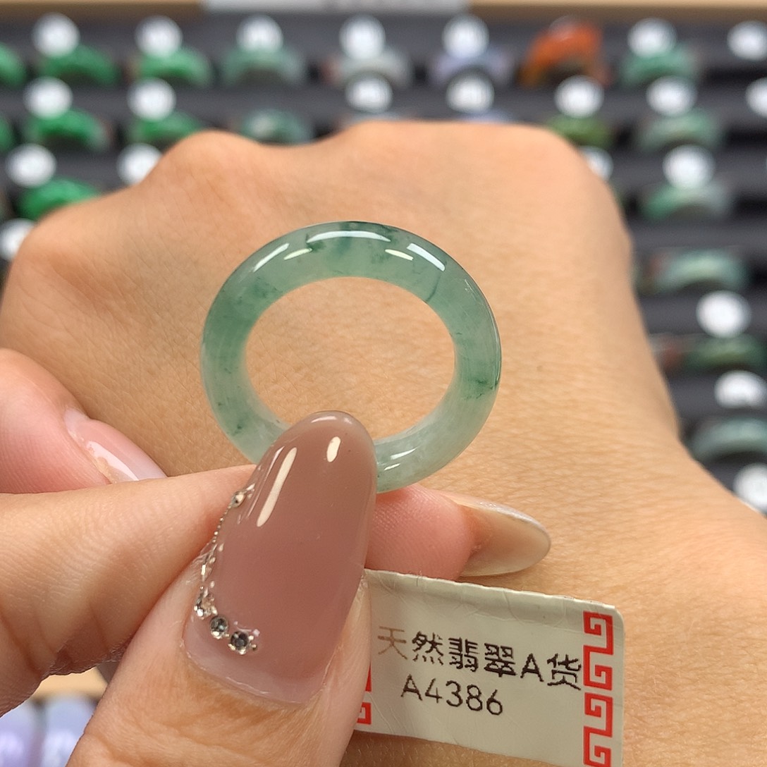翡翠未镶嵌戒指14号圈