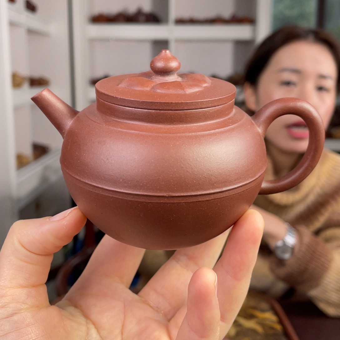 紫砂茶壶底槽清菱花素带200cc