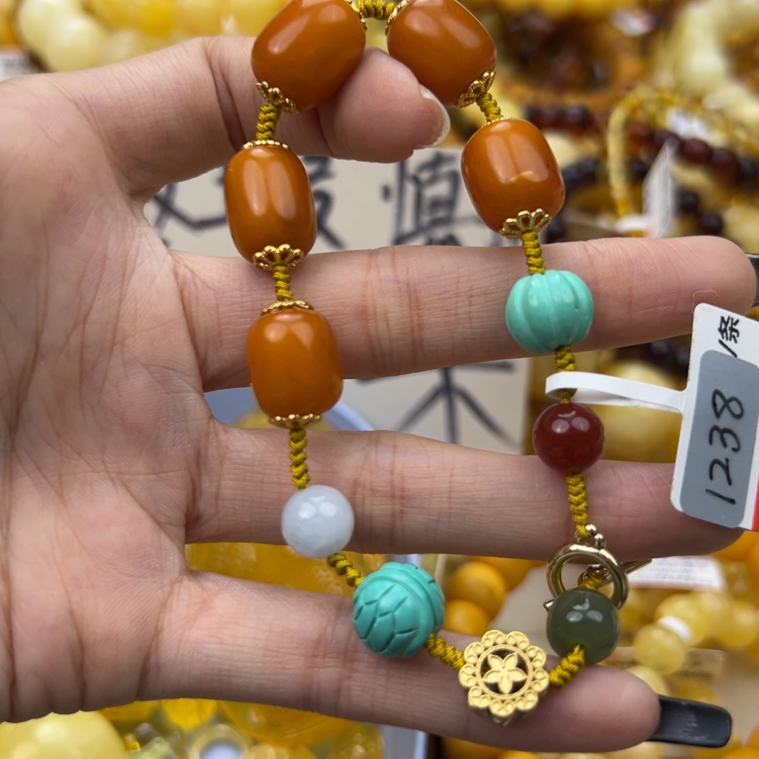 琥珀珠宝奇石未镶嵌