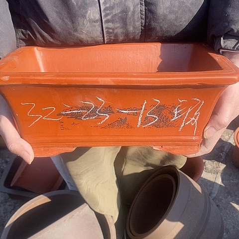 紫砂中国宜兴紫砂花盆，