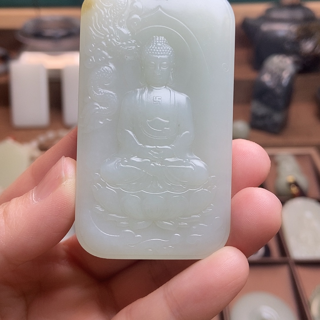 和田玉（糖玉）颈饰未镶嵌