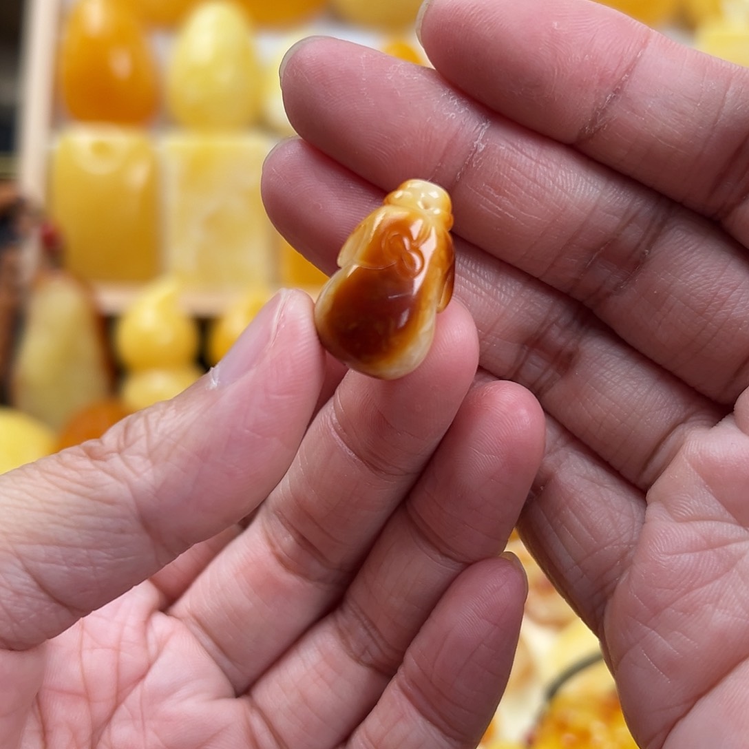 蜜蜡颈饰未镶嵌蜜蜡