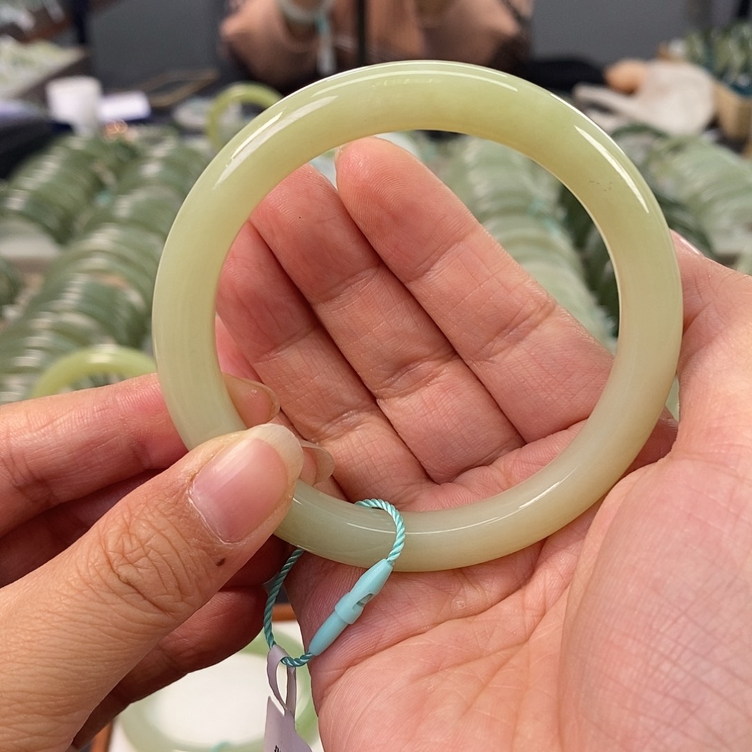 和田玉 和田玉手镯57.58未镶嵌