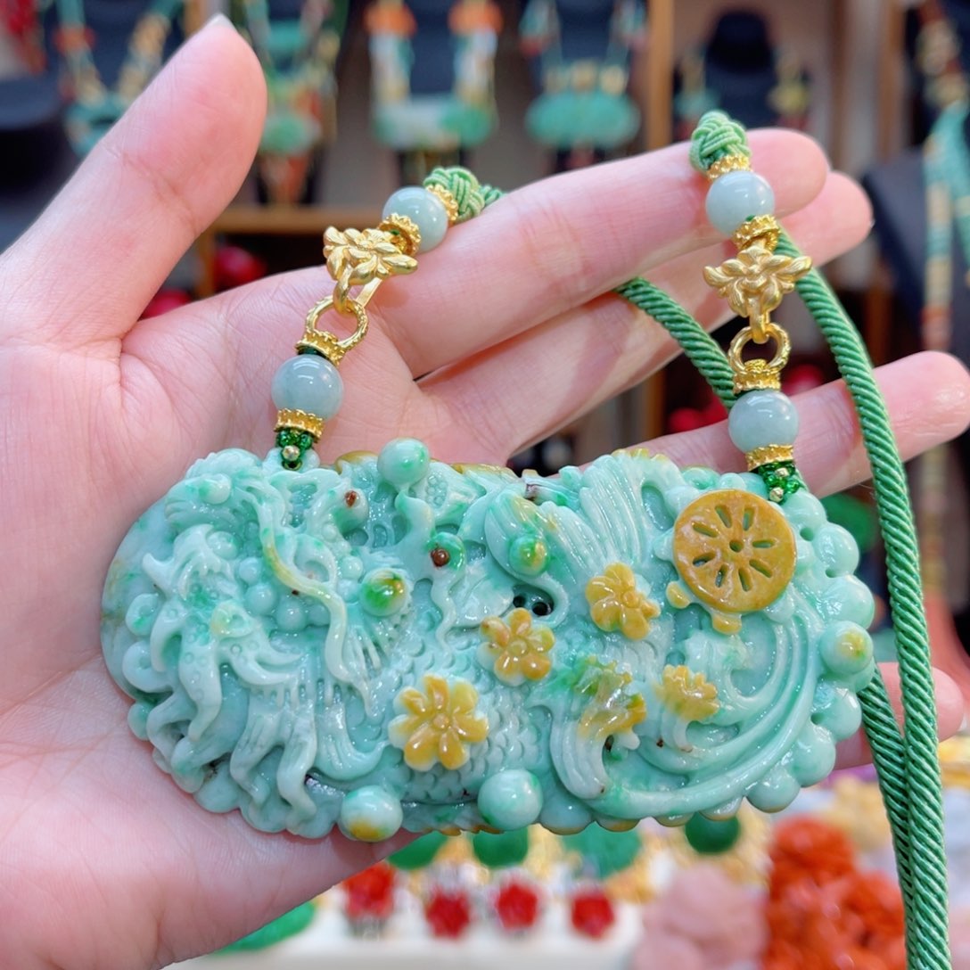 翡翠颈饰合金48小时鉴赏期