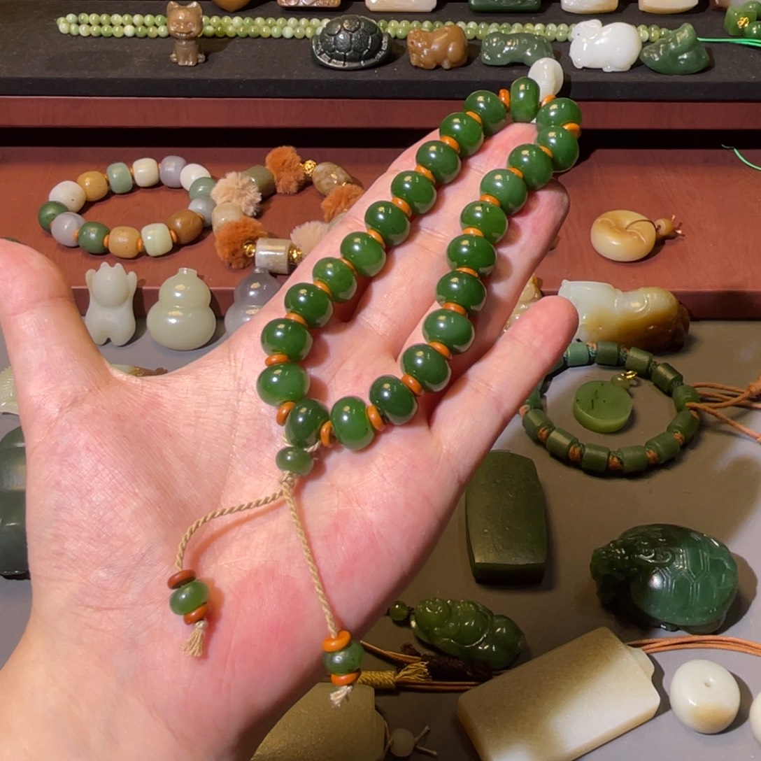 ᦦ***）和田玉未镶嵌颈饰