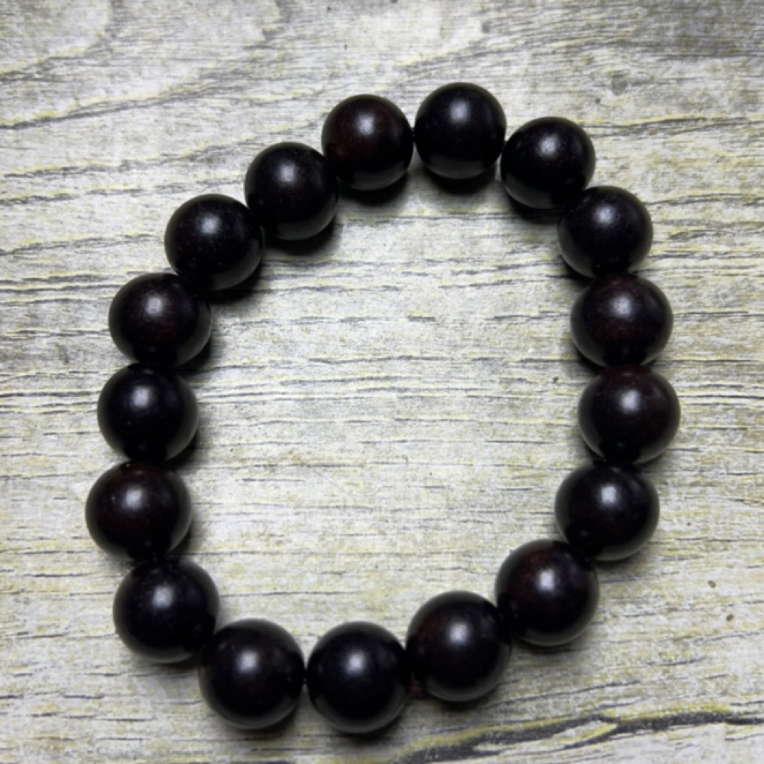 1 福来精选文玩沉香木作手串11mm
