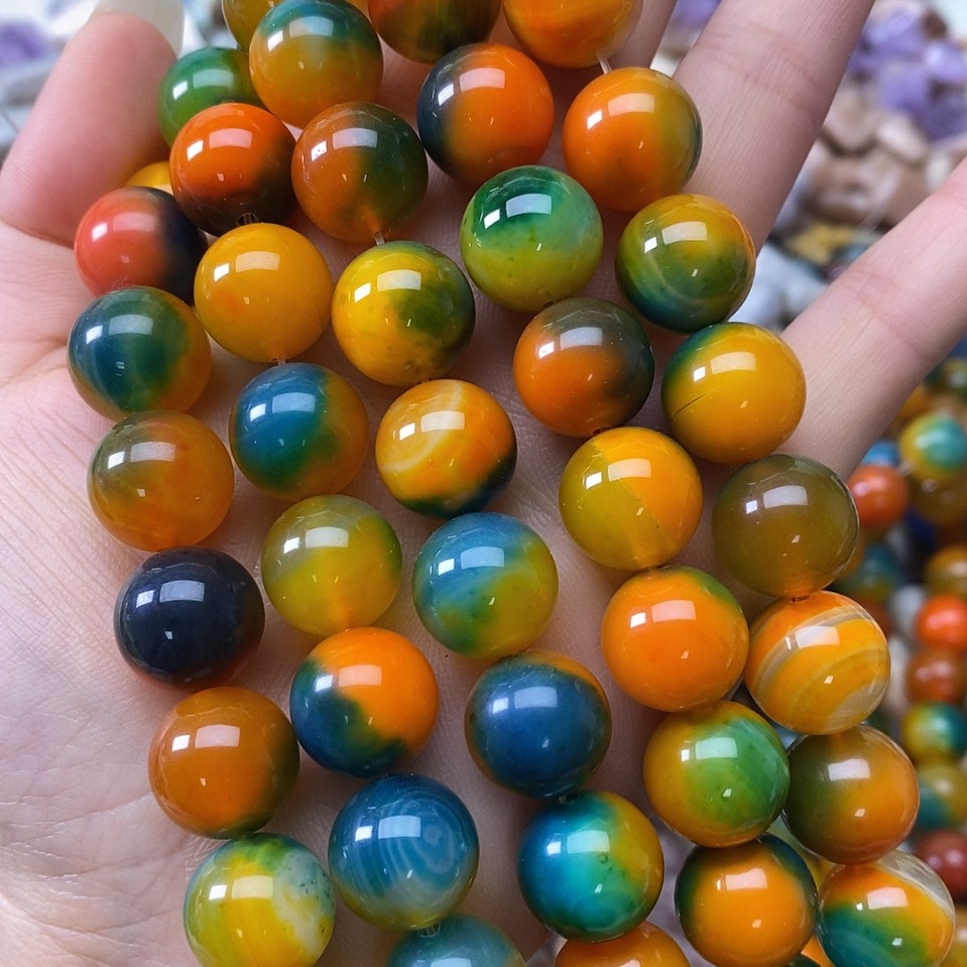 玛瑙/玉髓未镶嵌珠宝半成品卡十四左右玛瑙一条