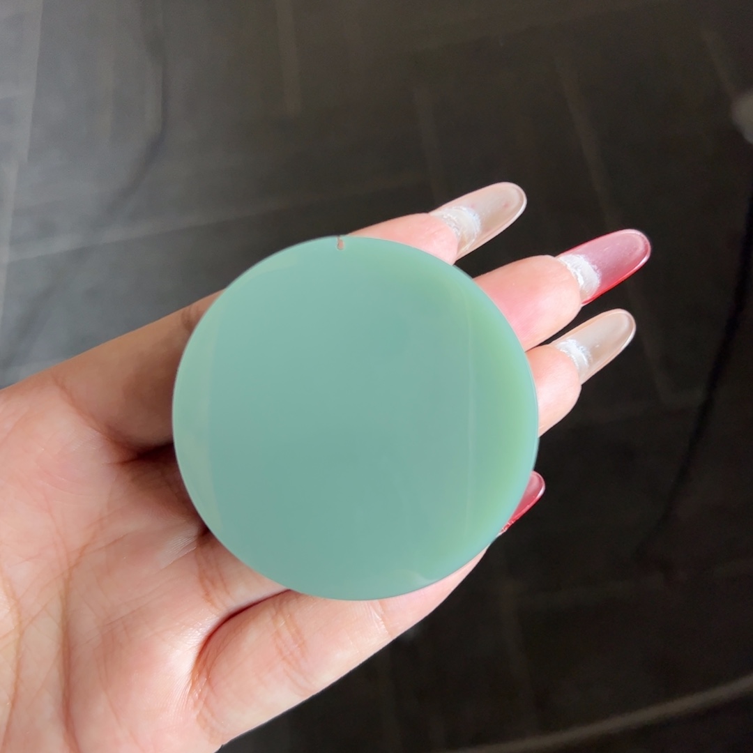 和田玉吊坠未镶嵌