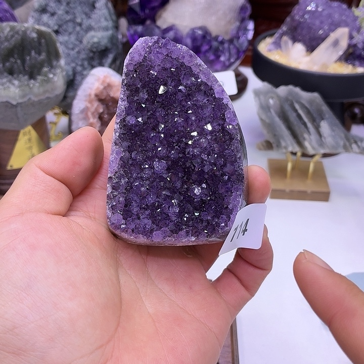 紫晶大型摆件（非配饰）未镶嵌