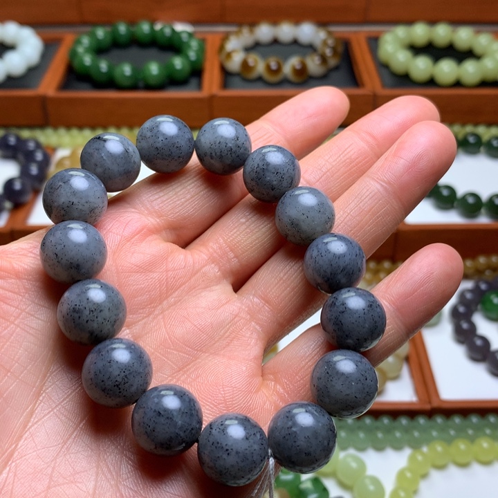 和田玉手串未镶嵌