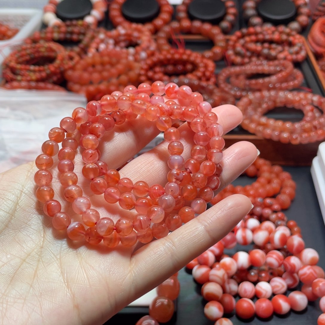 南红玛瑙未镶嵌手链