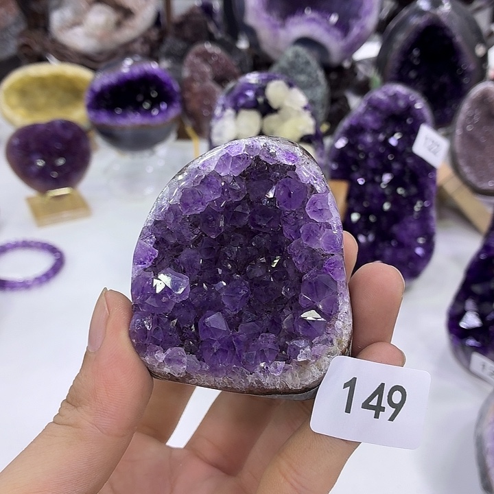 未镶嵌大型摆件（非配饰）水晶