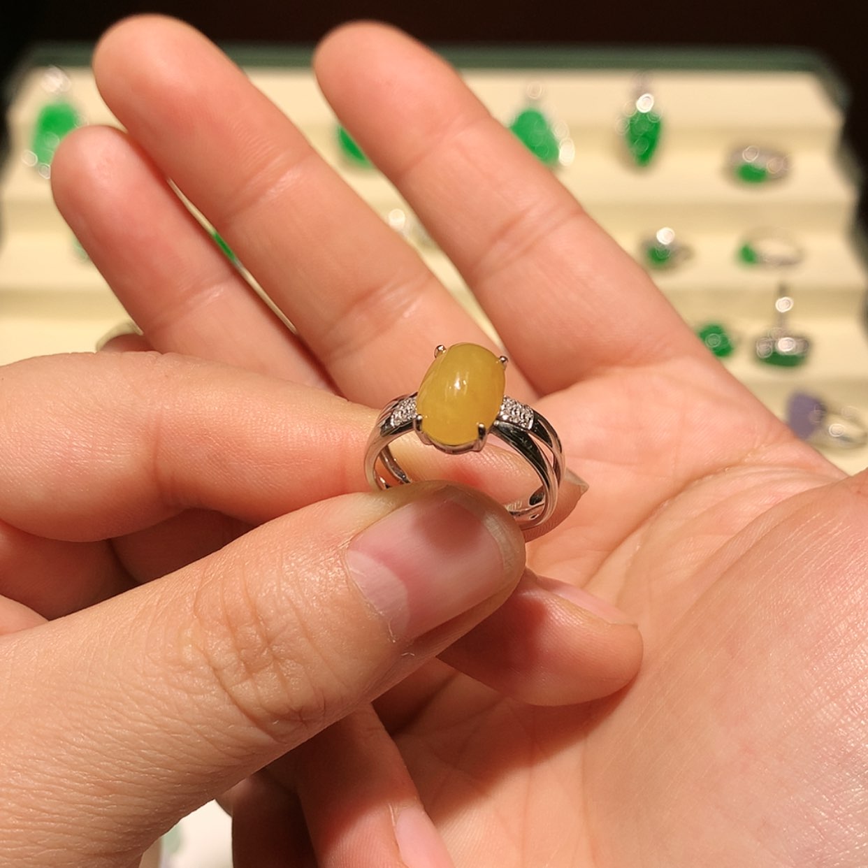 【闪购商品】翡翠戒指18K金镶嵌缅甸A货