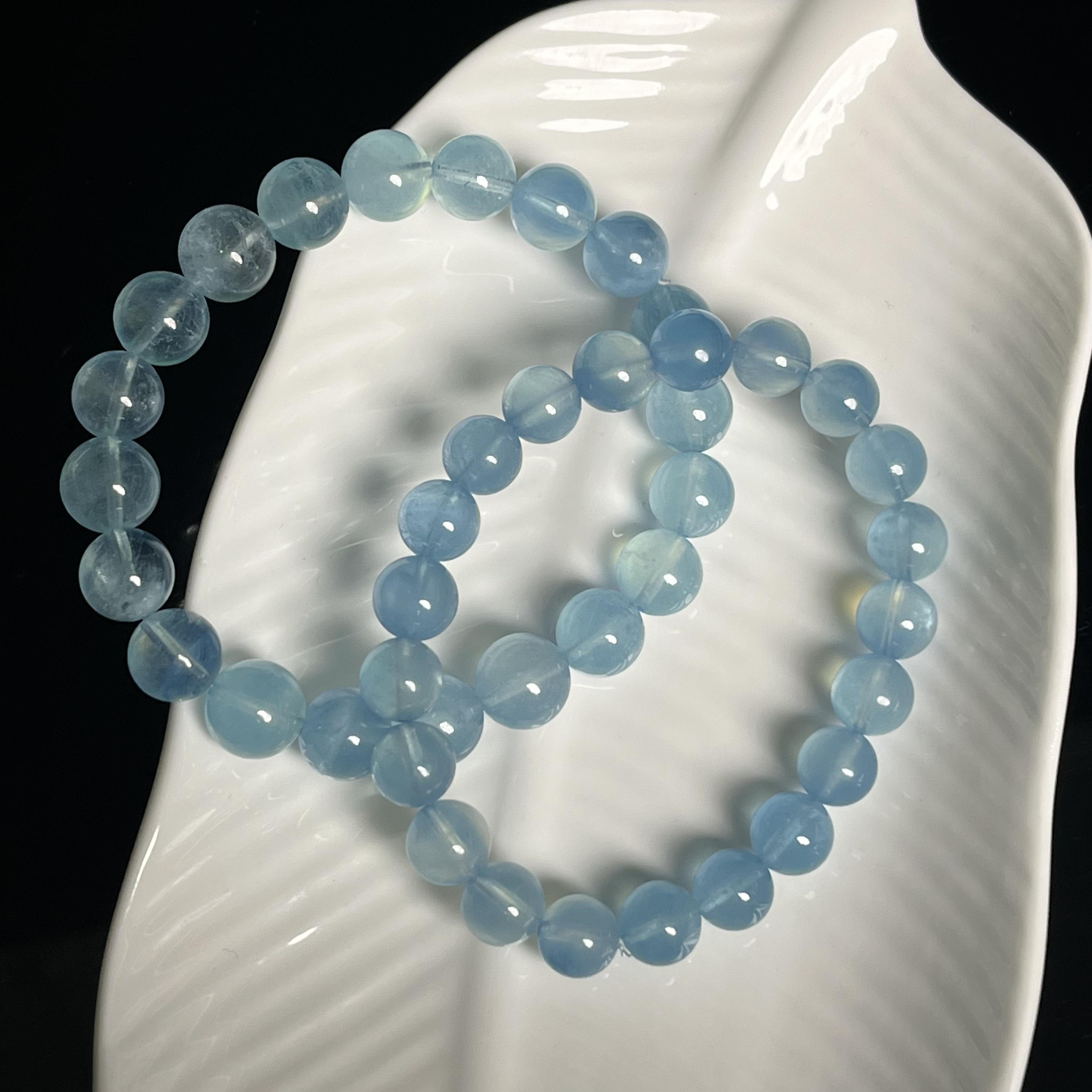 含辰砂工艺品含辰砂冰川蓝海蓝宝手串D2008多样性发其一