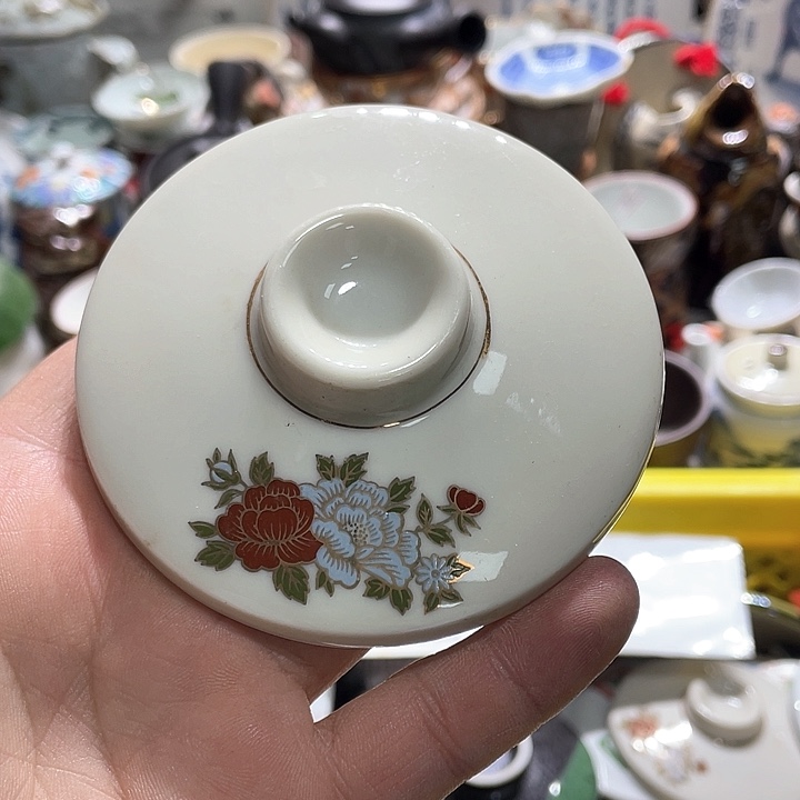 瓷片！我是一个快递的