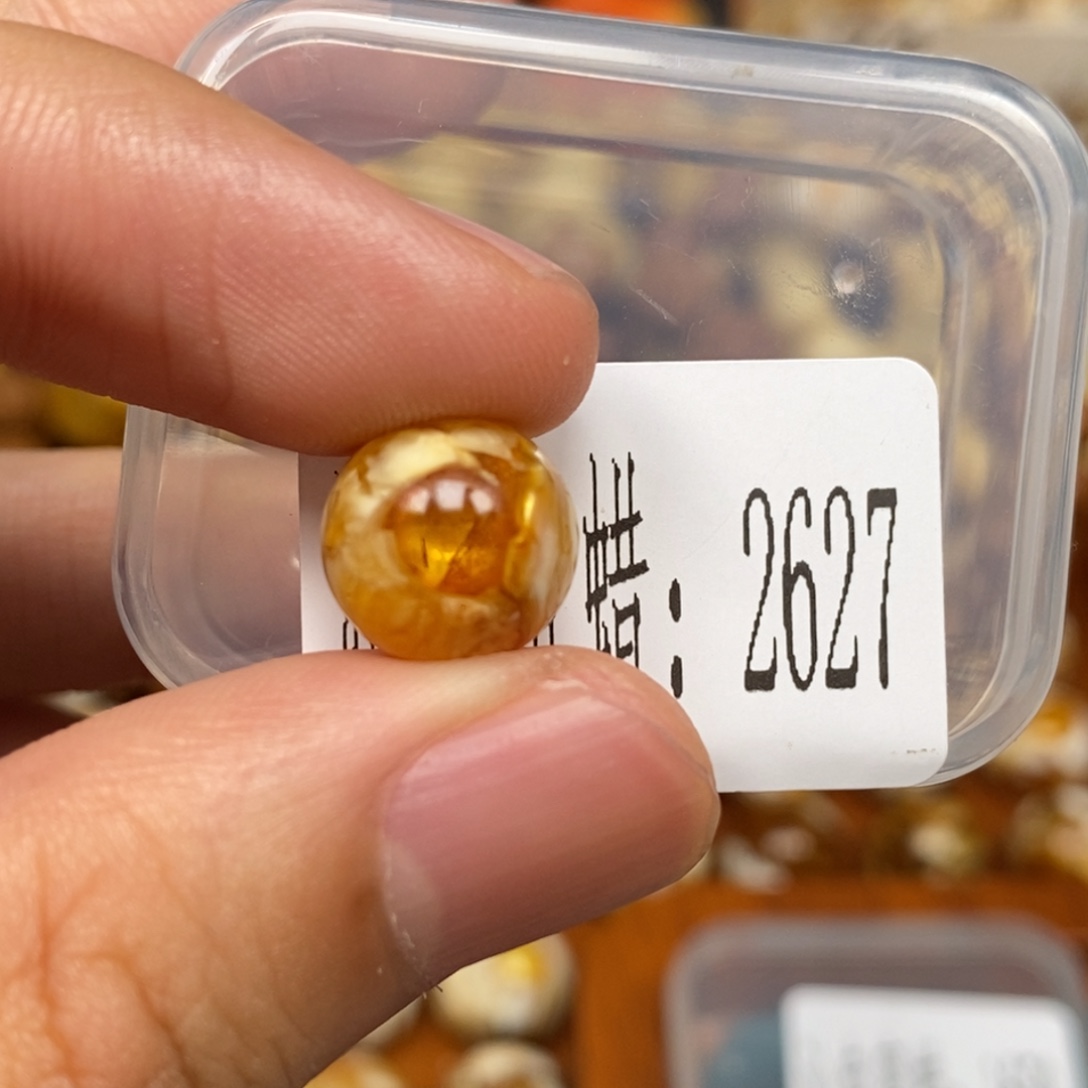 蜜蜡未镶嵌珠宝奇石2627
