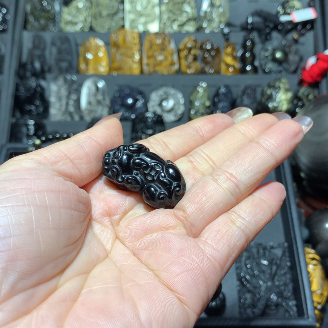 未镶嵌黑曜岩手链宇*