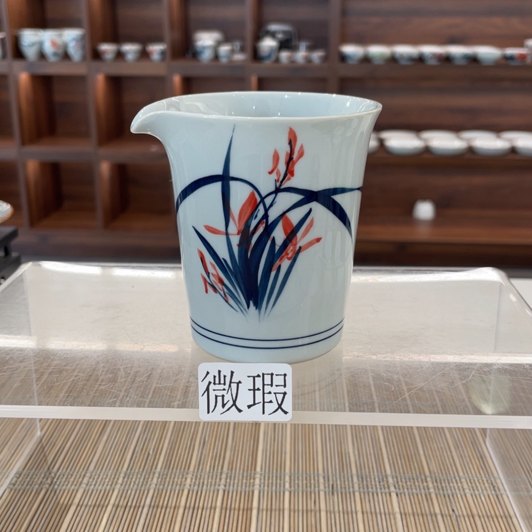 釉下手绘茶具微瑕