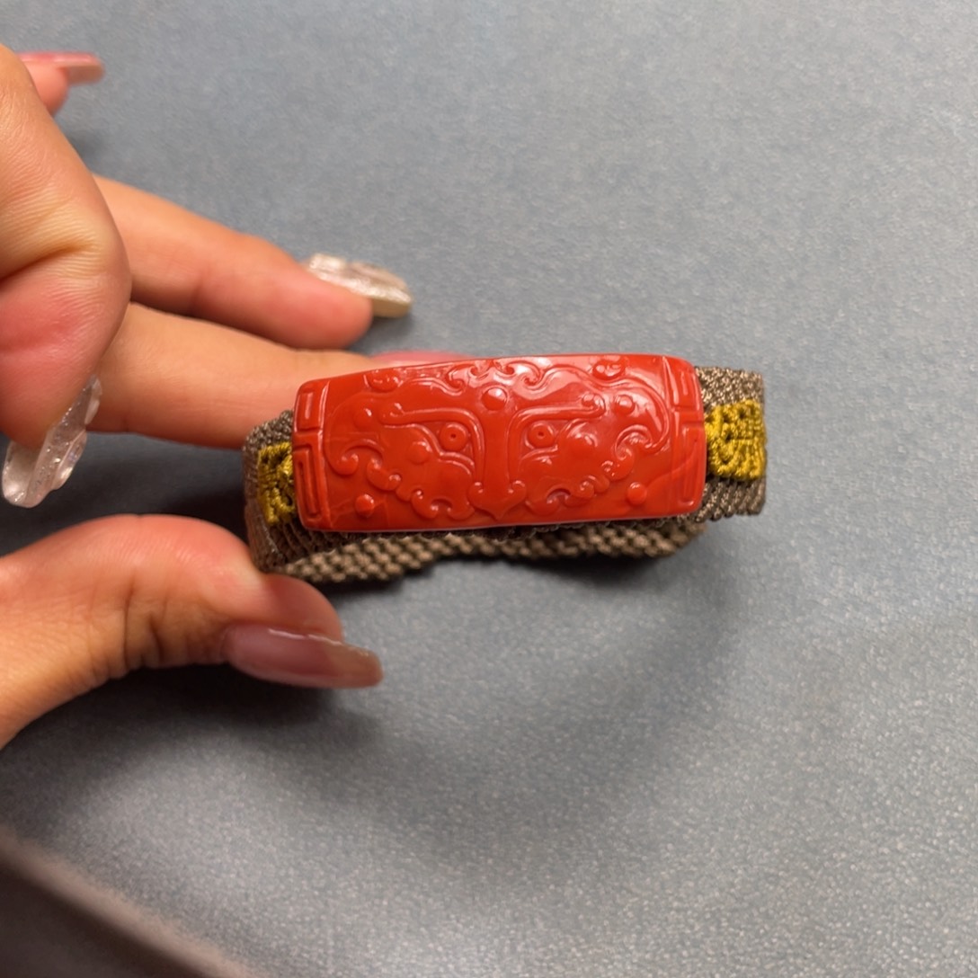 南红玛瑙手牌未镶嵌玩****馆