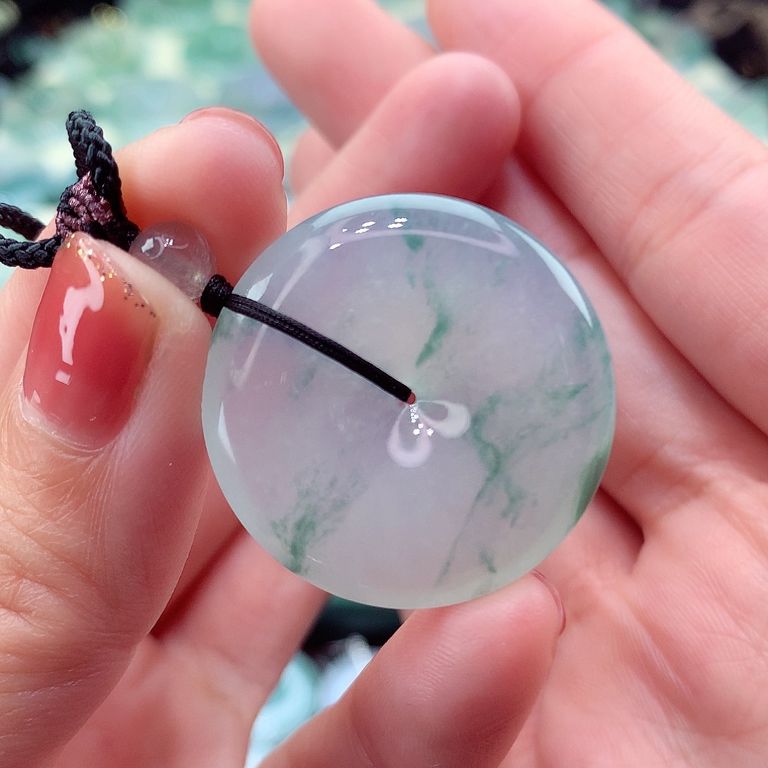 翡翠未镶嵌颈饰32翡翠28.4/5.6