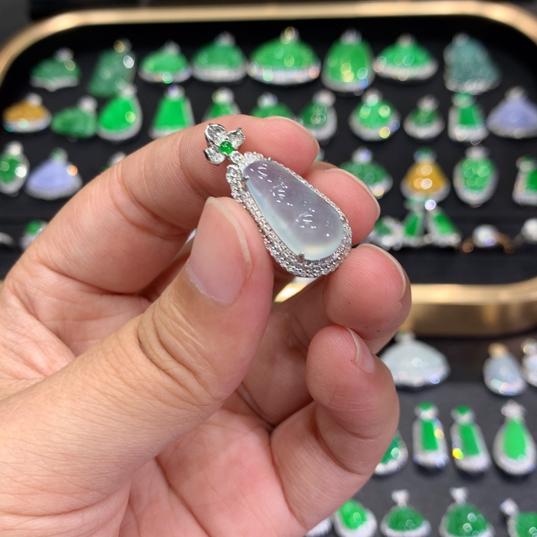翡翠18K金镶嵌吊坠(不含链)吊坠