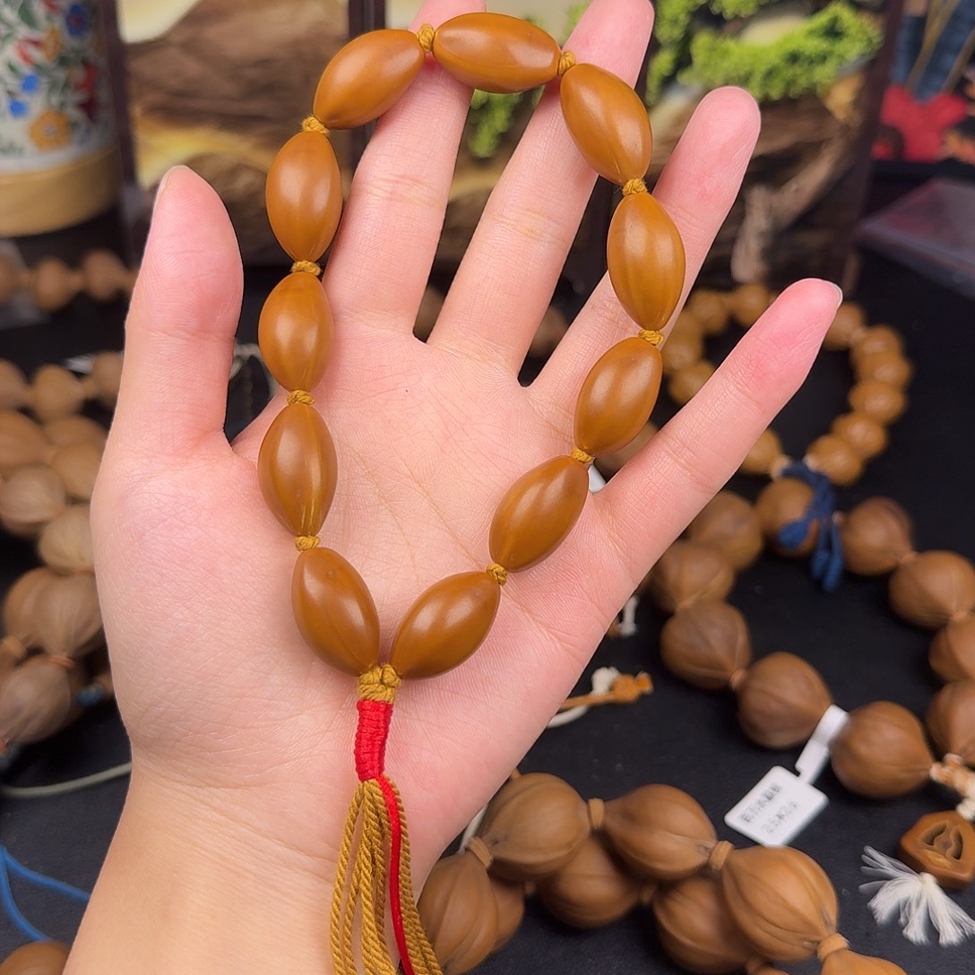 手串橄榄核Aaaadds