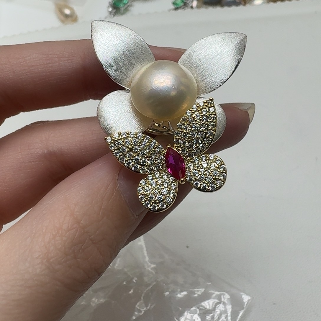 胸针拼合珍珠（马贝珠）未镶嵌