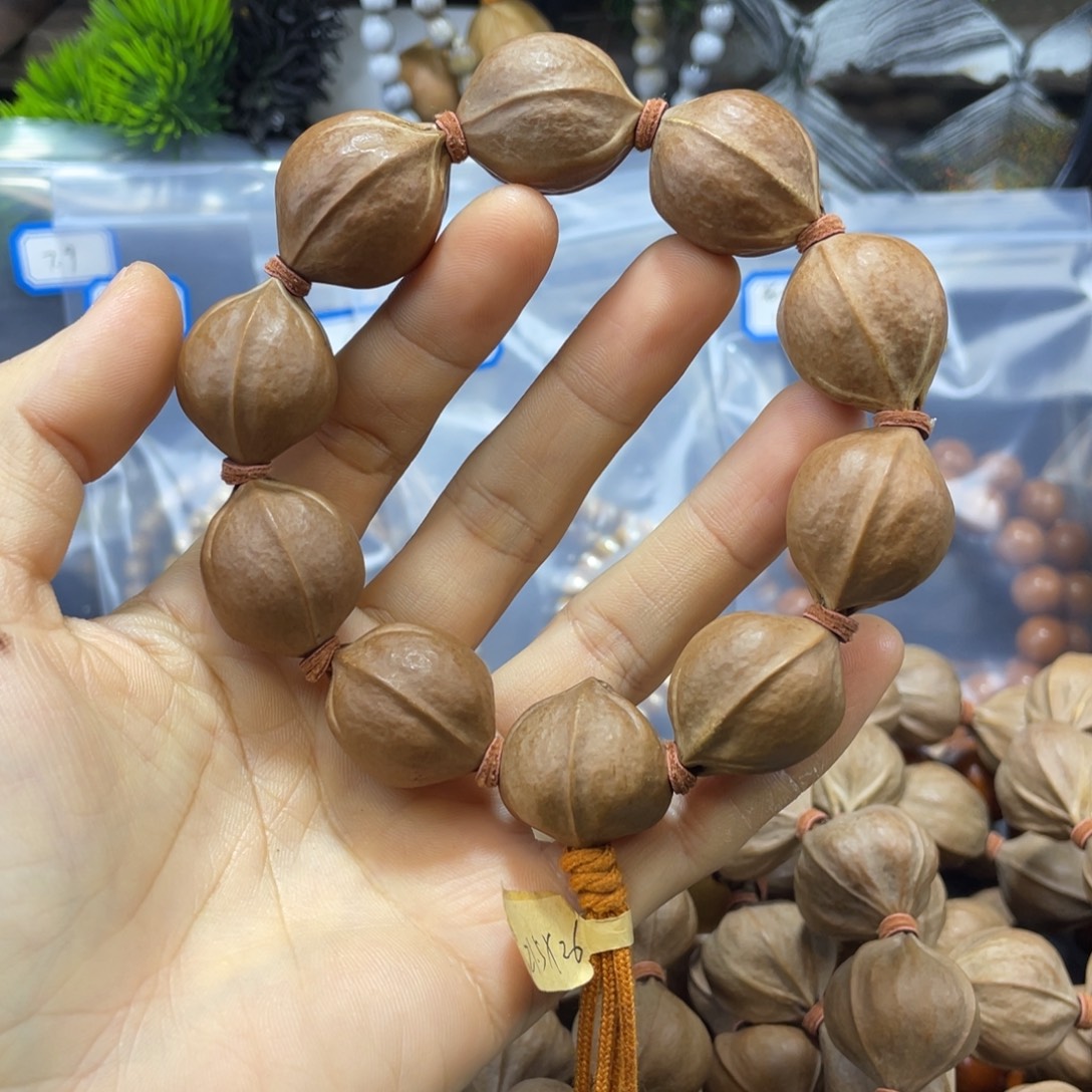 大****橄榄核吊坠梅林铁核