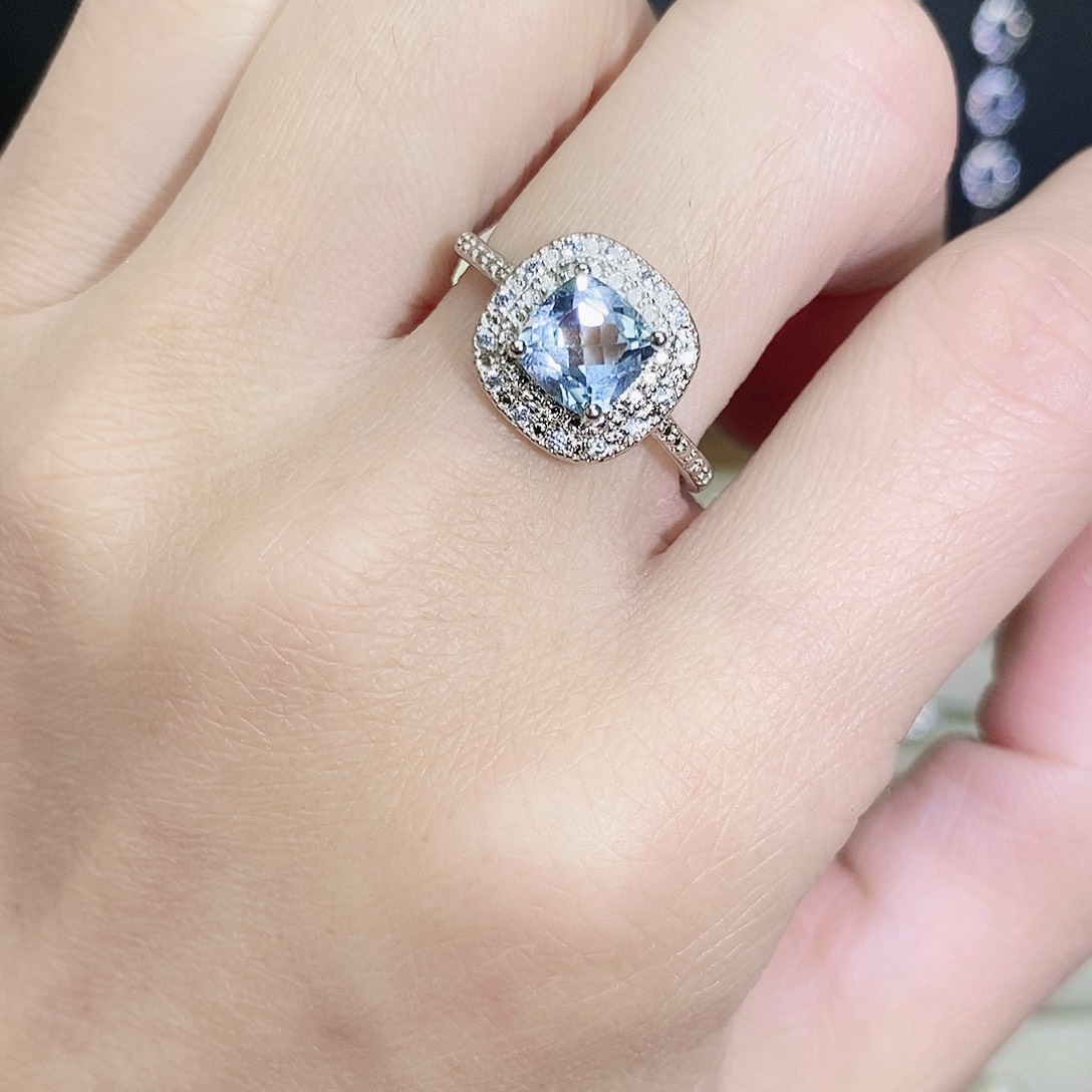 未镶嵌戒指托帕石