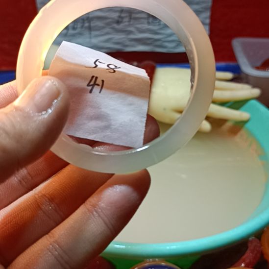 玛瑙/玉髓手镯未镶嵌