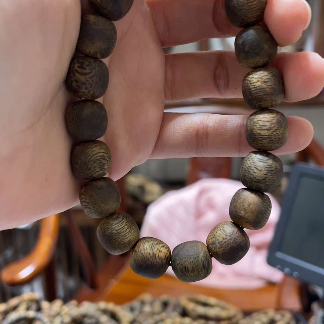 C***️沉香碎屑沉香单圈