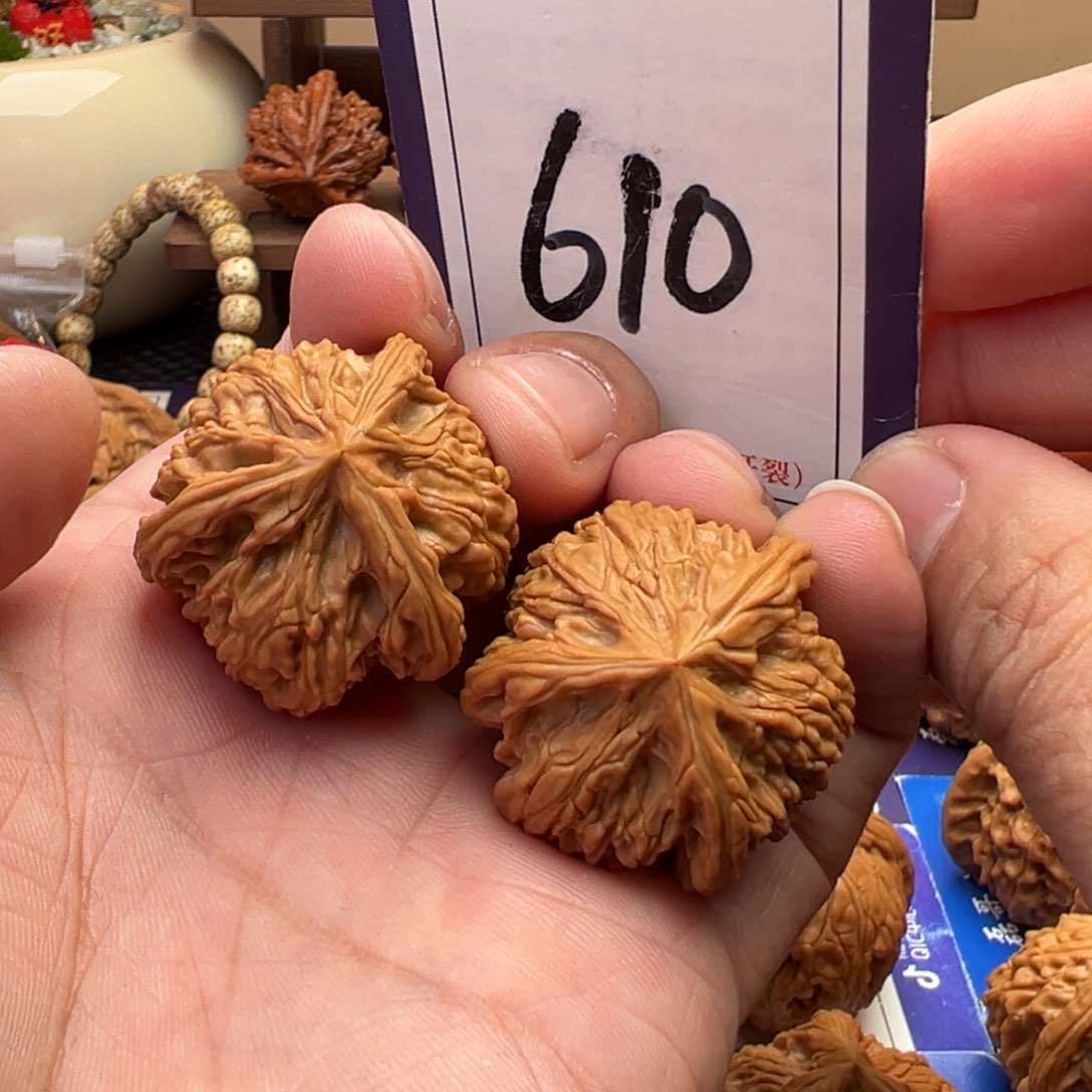 文玩核桃把件全品御龙粗筋三棱34尺寸610号