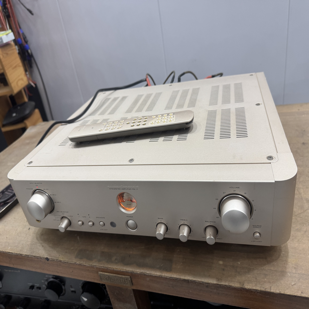 95新 Marantz/马兰士 二手马兰士17功放机，运费自理，不支持无理由