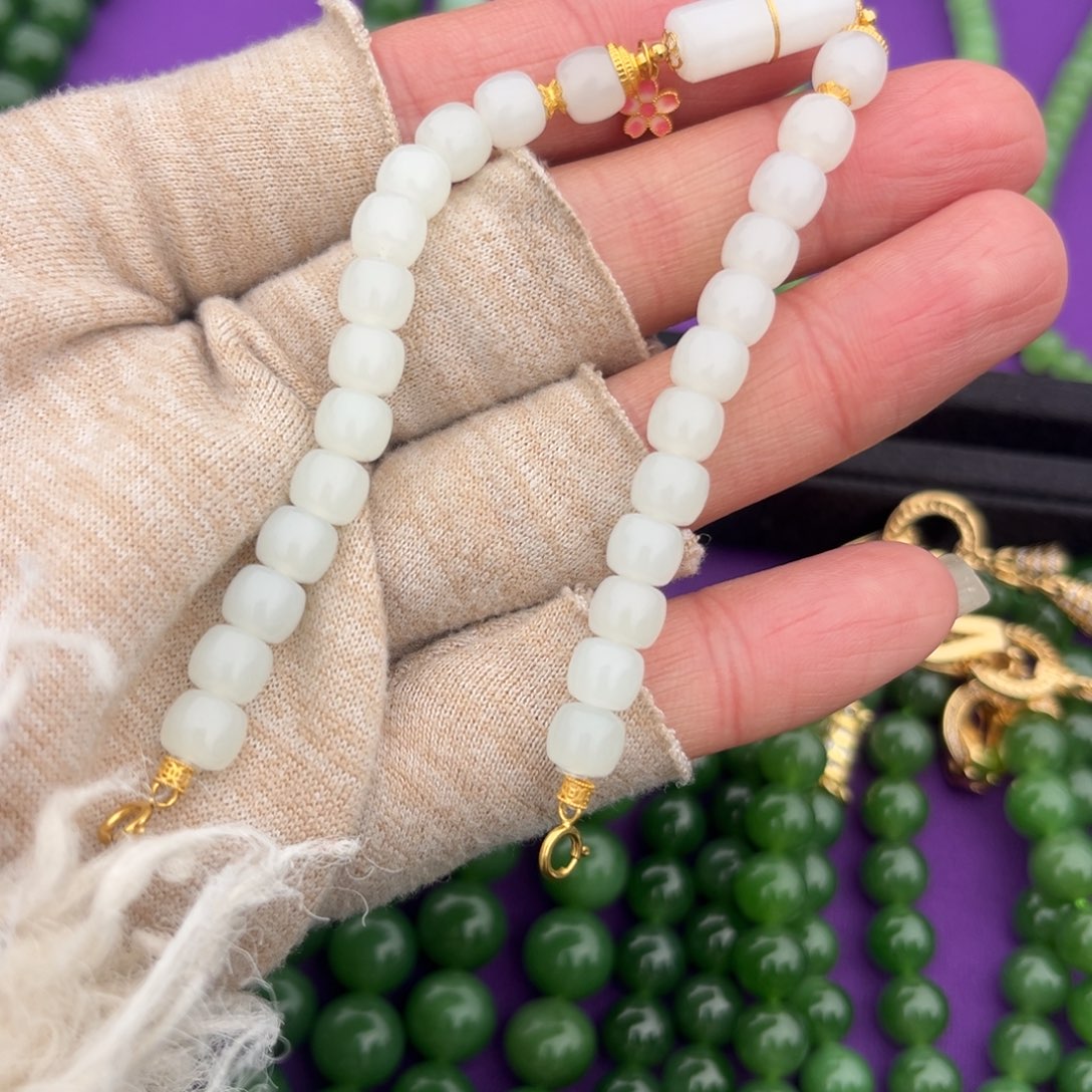 和田玉未镶嵌手链