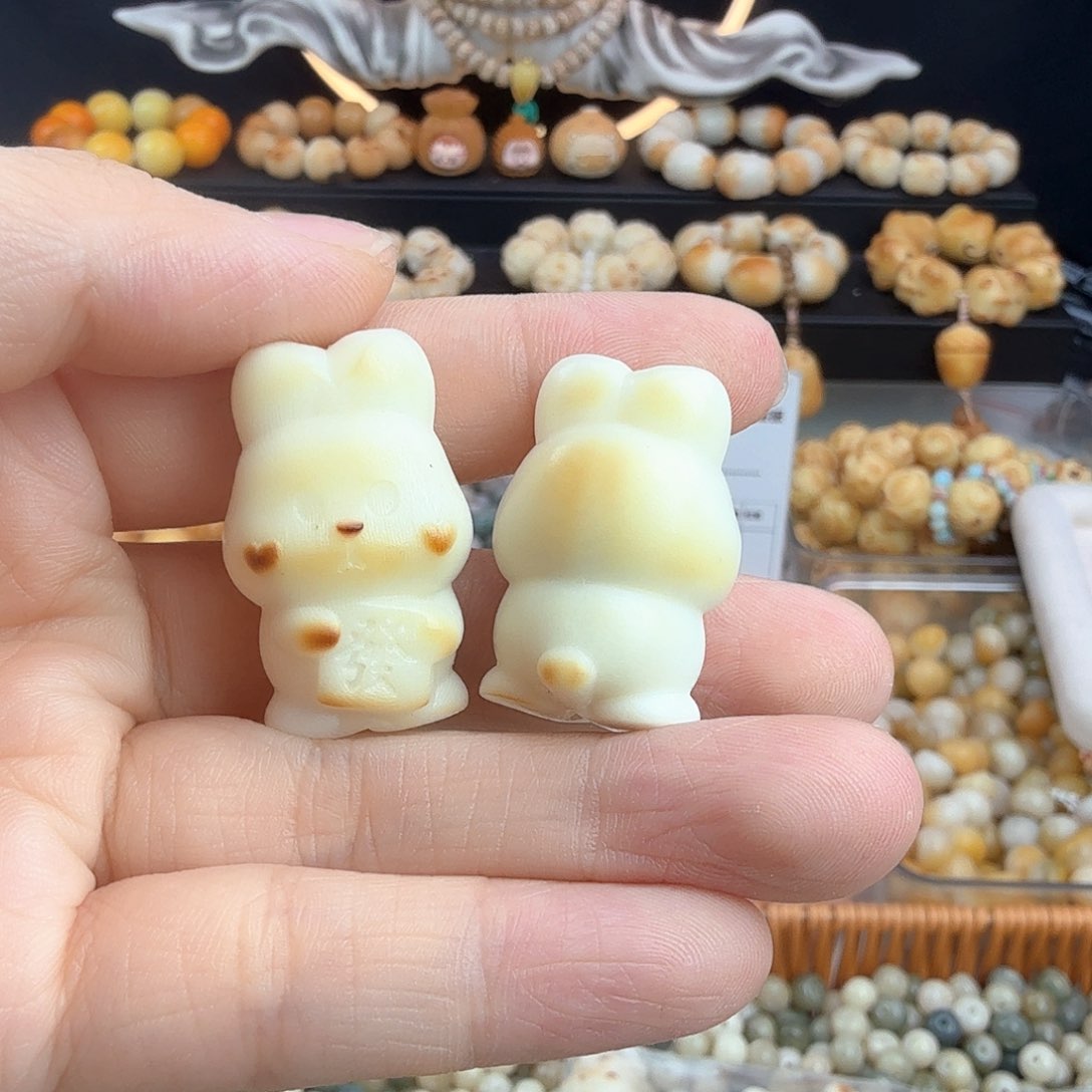 菩提根/象牙果吊坠全品牙果卡29轻炭烤发财兔10颗